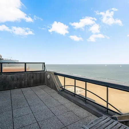 Penthouse App Met Imposant & Eindeloos Zeezicht Middelkerke